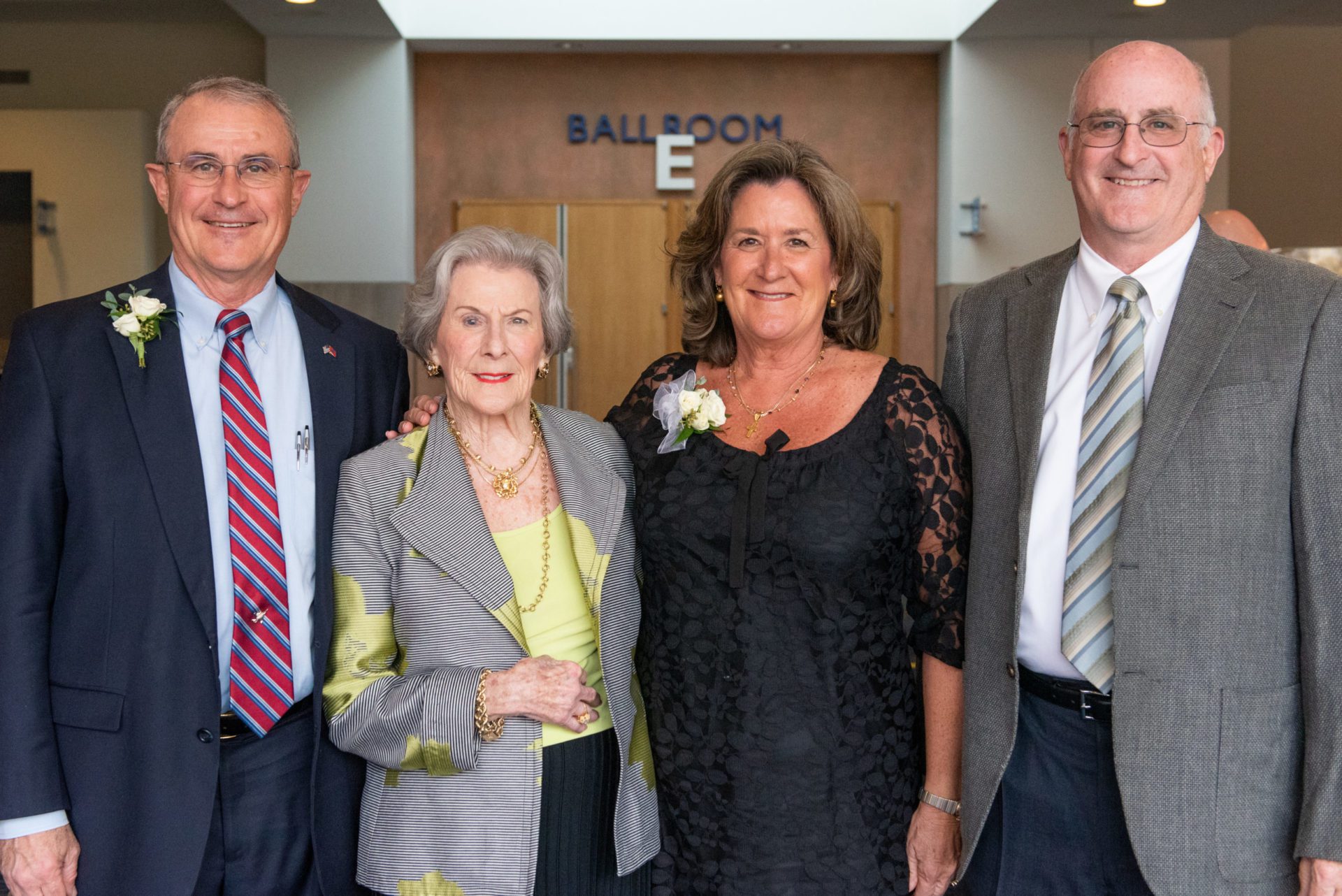 2021 Spirit Award Dinner honoring Beth Haynes & Russell Biven – Helen ...